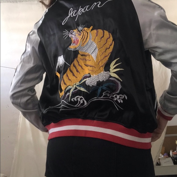 Reversible “Japan” Bomber Jacket - Picture 4 of 5